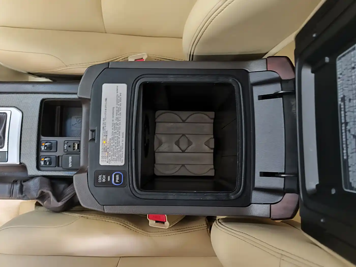 Toyota Prado 2014 4.0L Automatic TX-L фото 18