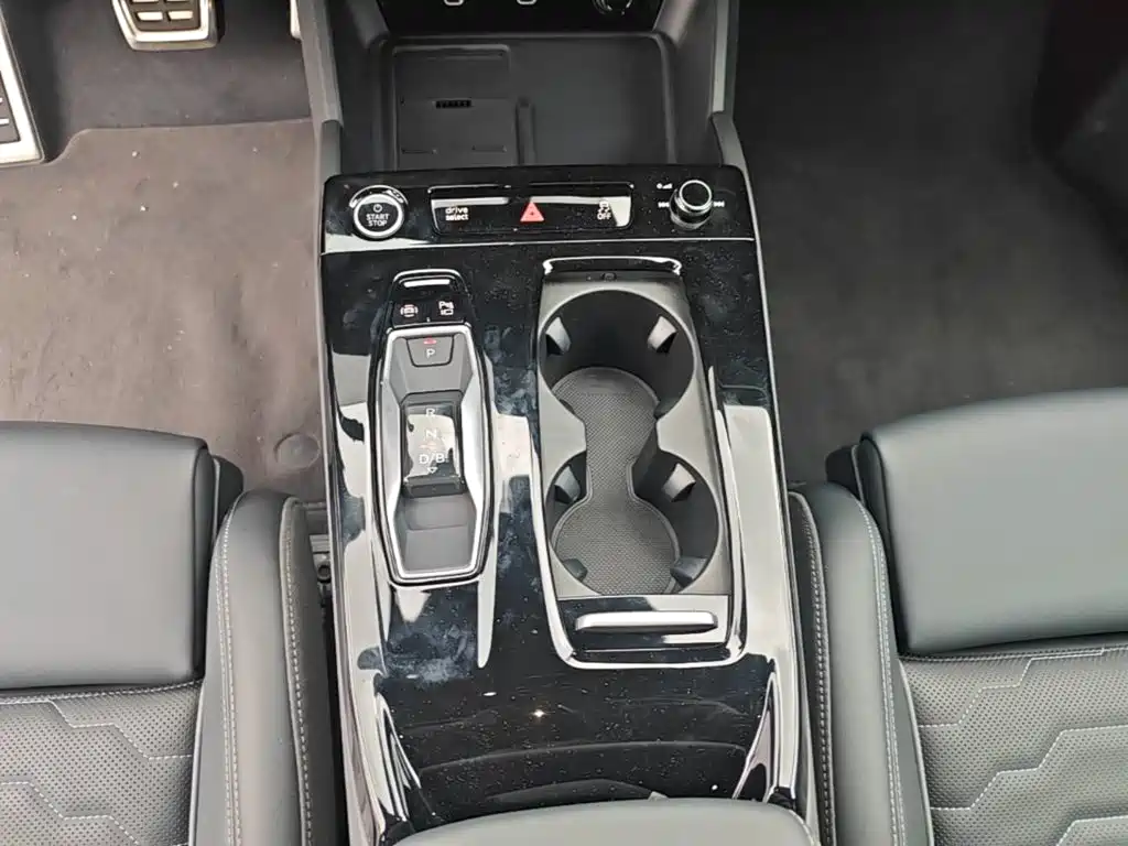 Audi Q6L e-tron 2025 2025 Model Pioneer Edition