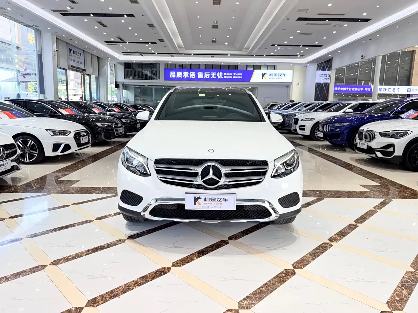 Mercedes-Benz GLC 2016 GLC 200 4MATIC фото 3