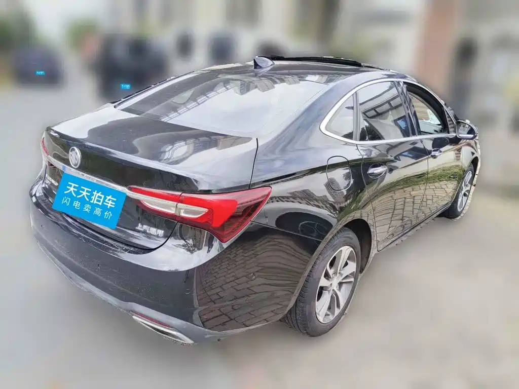Фото 5 - Buick Verano