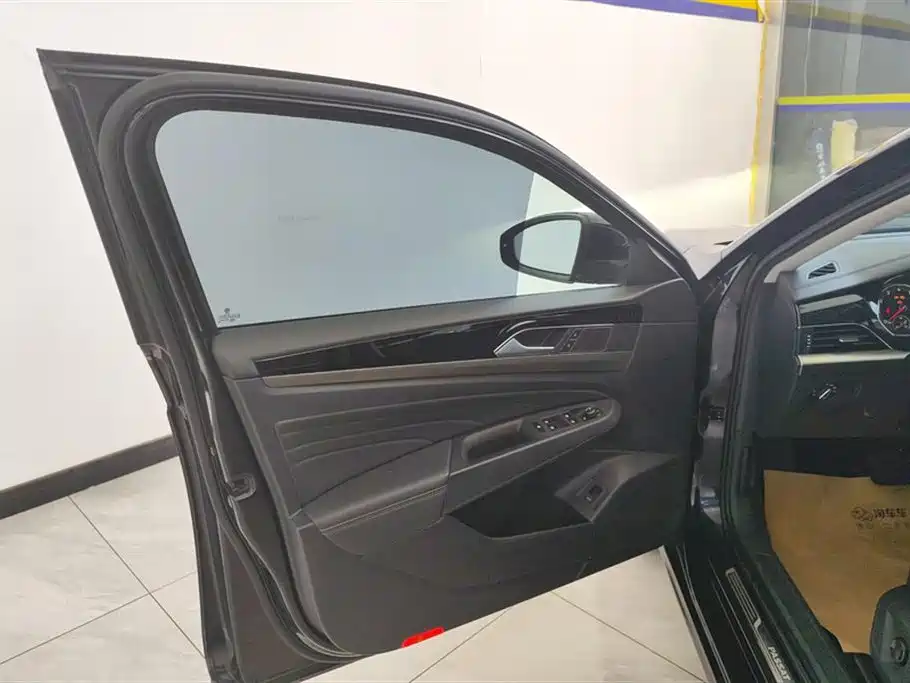 Volkswagen Passat 2020 330TSI Elite Edition China VI фото 7