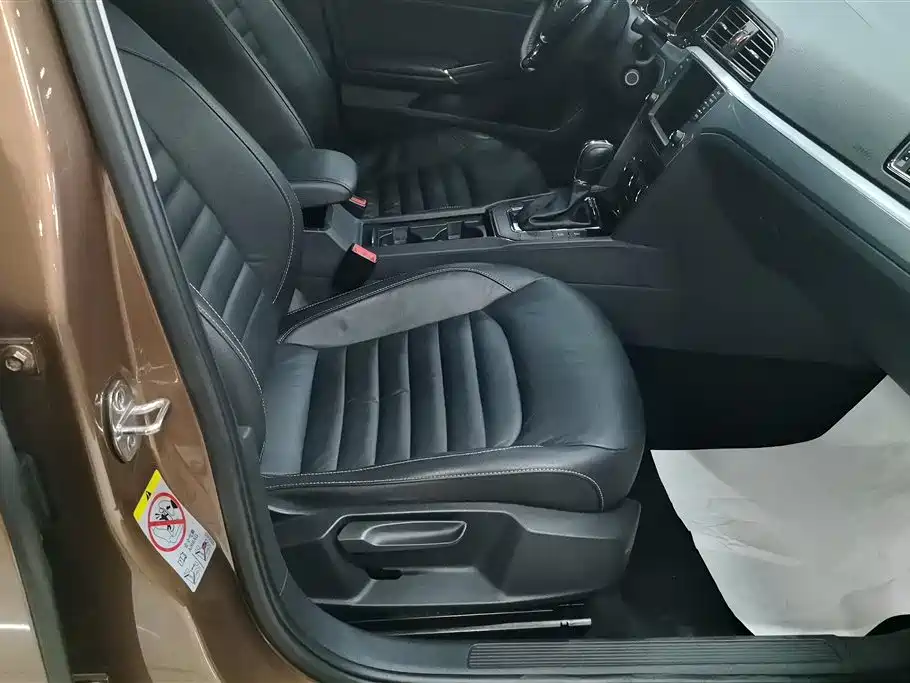 Volkswagen Lamando 2017 280TSI DSG Comfort Edition фото 8