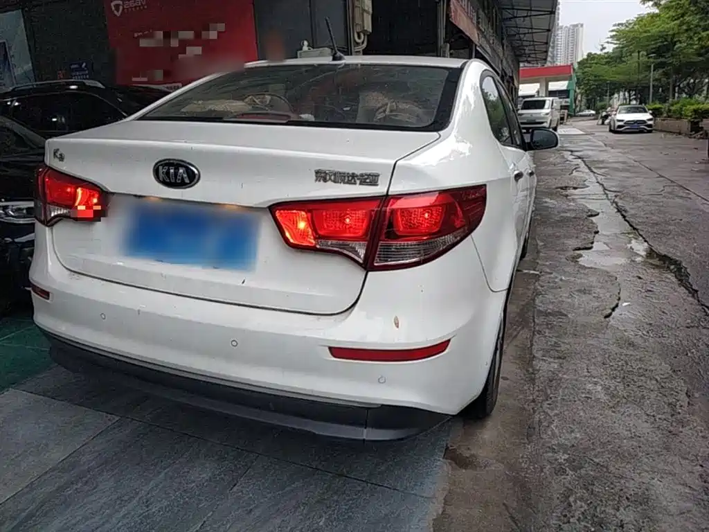 Kia K2 2015 Sedan 1.4L AT GLS фото 7