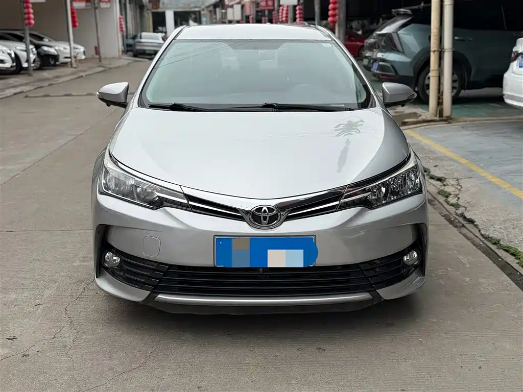 Toyota Corolla 2018 1.2T S-CVT GL Smart Edition фото 2