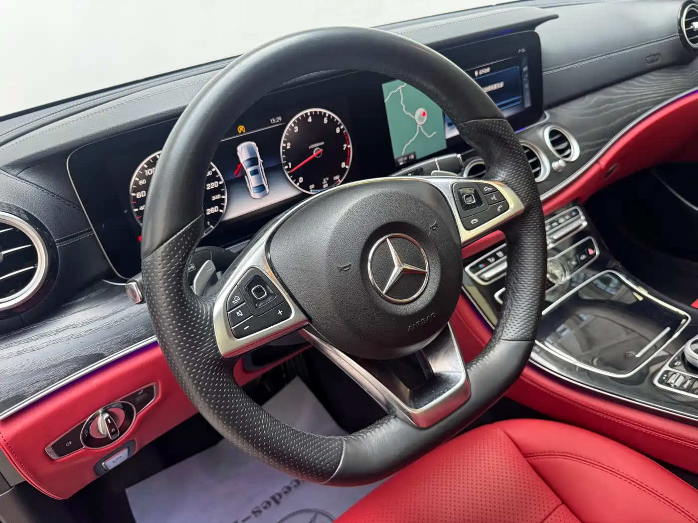 Mercedes-Benz E-Class 2016 E 300 L Sport Fashion Type фото 13