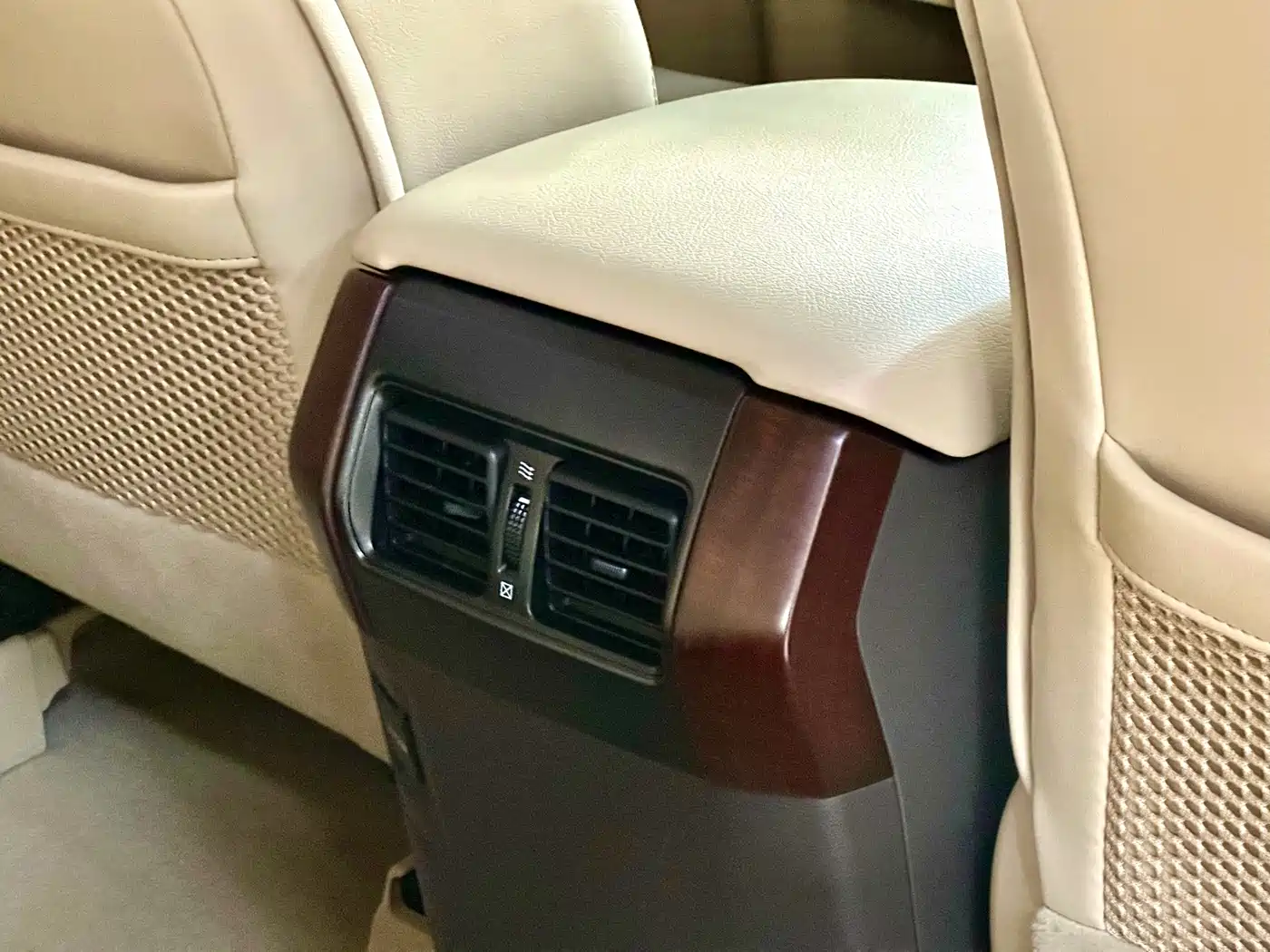 Toyota Prado 2014 4.0L Automatic TX-L фото 17
