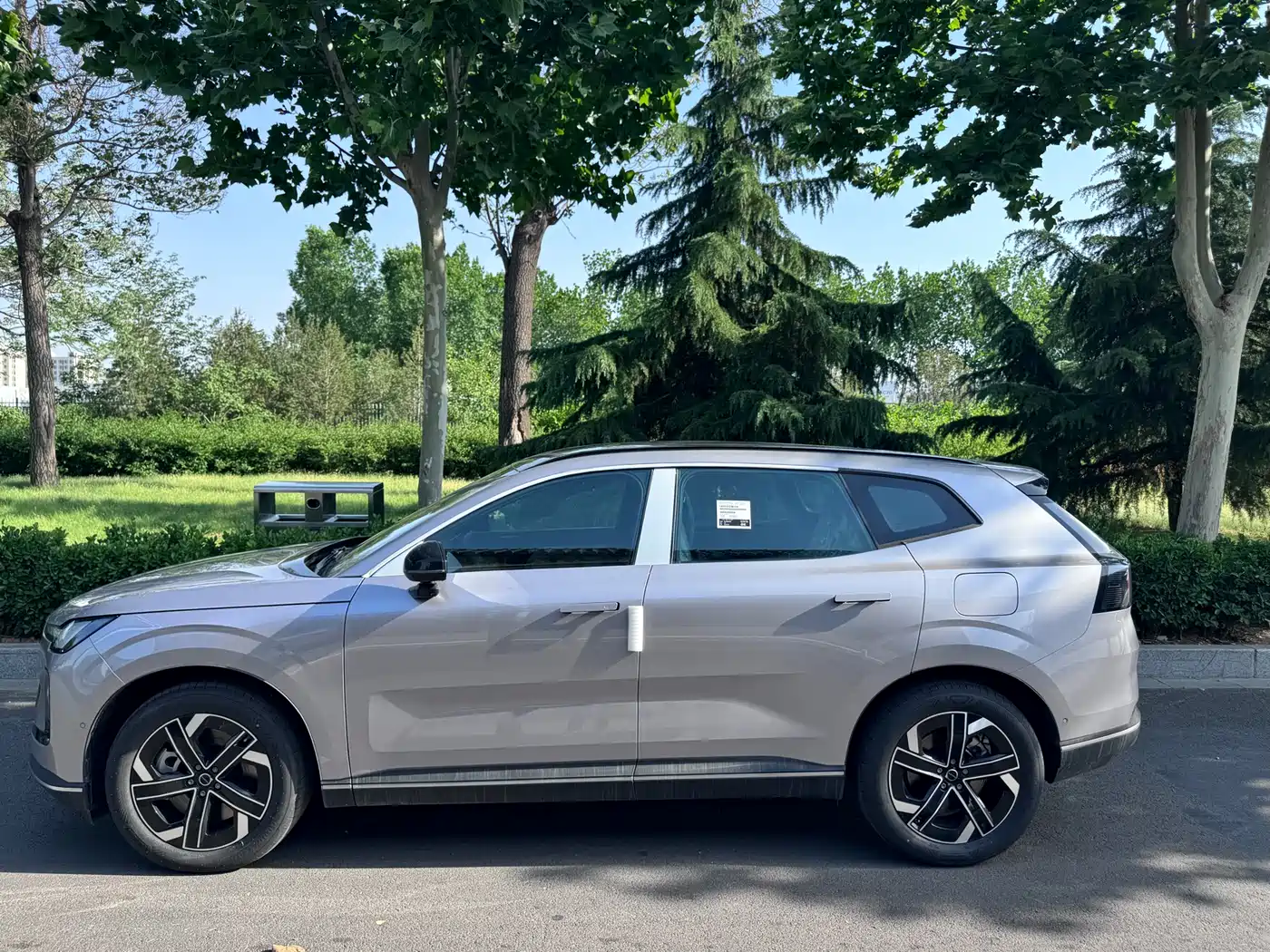 Volvo XC70 Plug-in Hybrid 2026 2026 AWD Extended Range Core