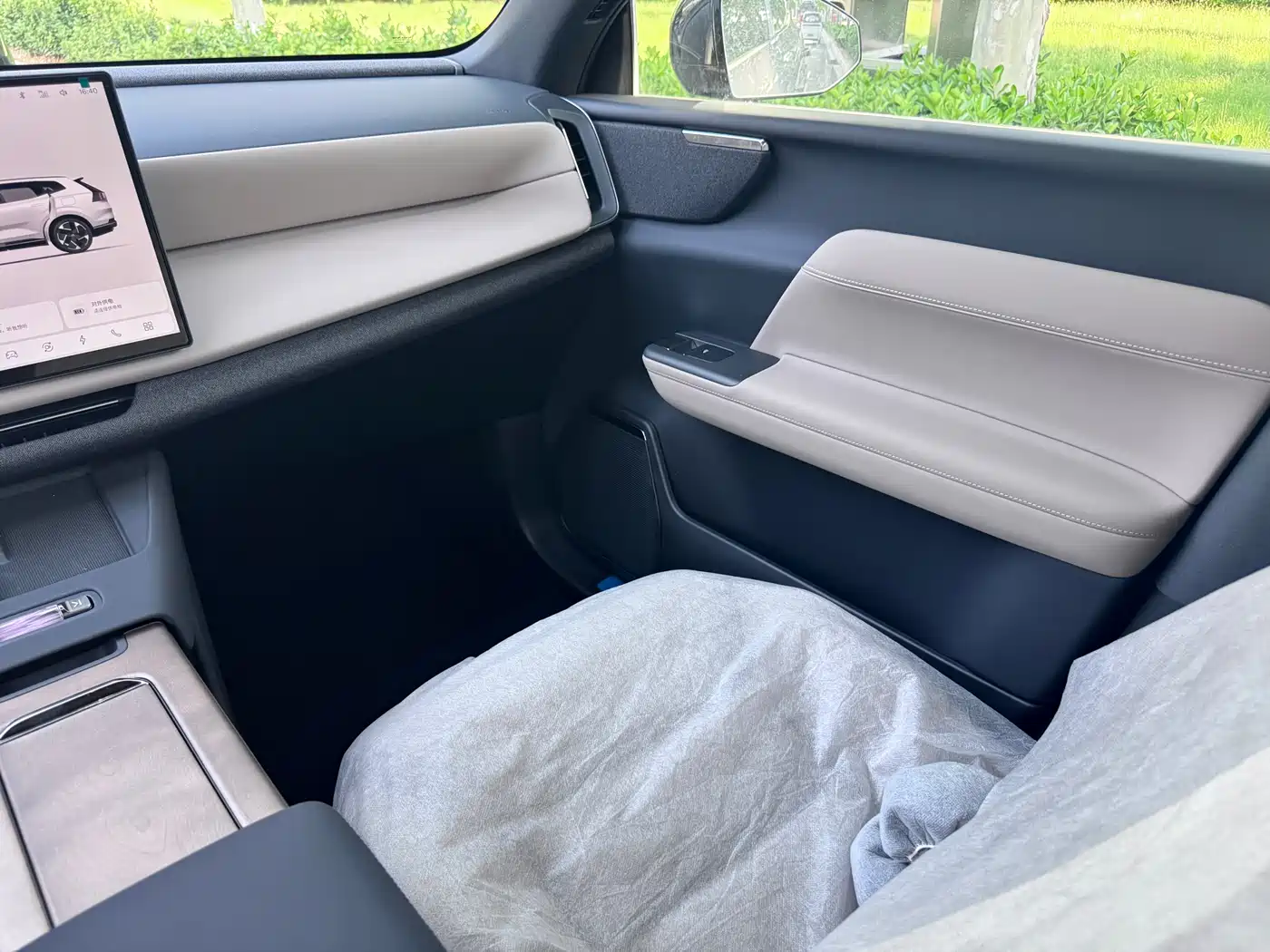 Volvo XC70 Plug-in Hybrid 2026 2026 AWD Extended Range Core