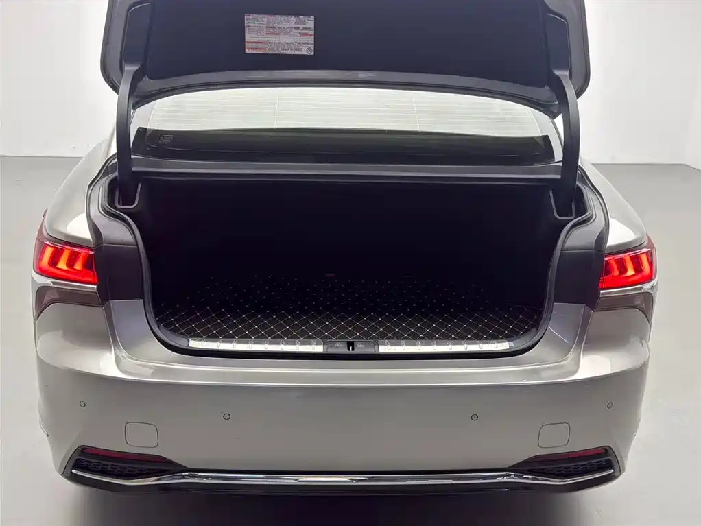Lexus LS 2020 500h Excellence (China V) фото 17