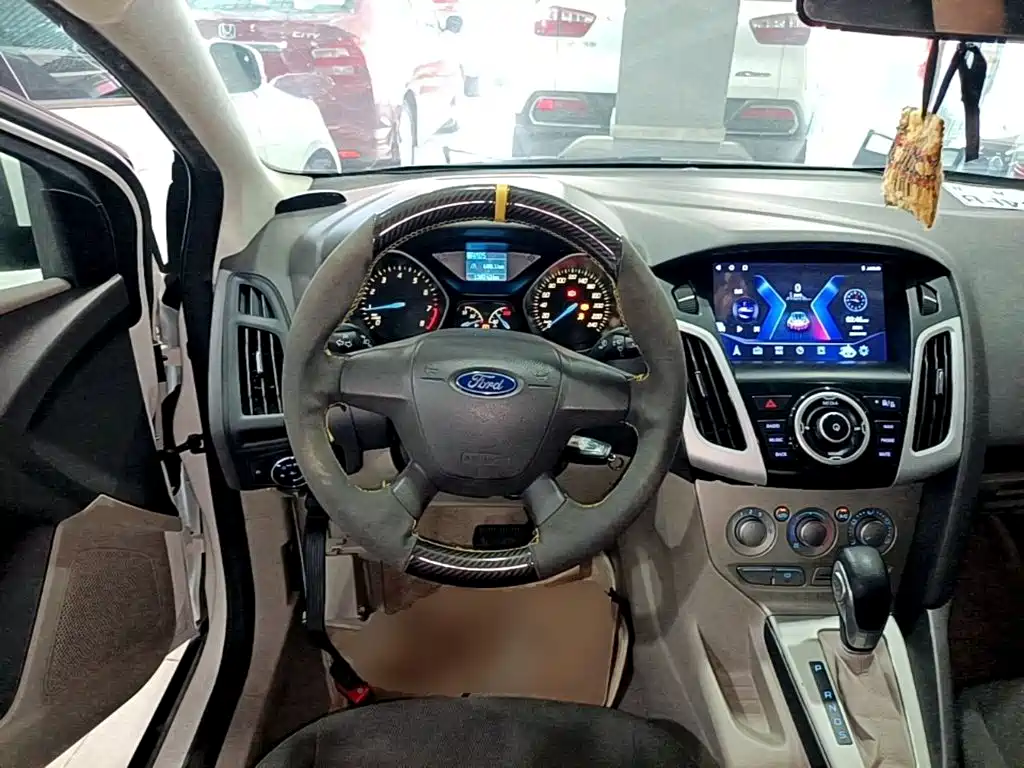Ford Focus 2015 2012 Sedan 1.6L Automatic Comfort