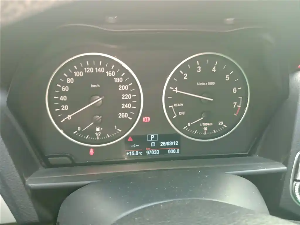 BMW 1 Series (Import) 2016 118i Leading фото 8