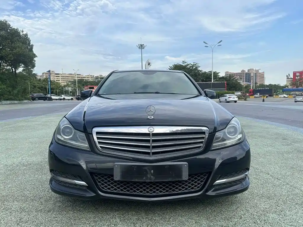 Mercedes-Benz C-Class 2012 2011 C 180K Classic