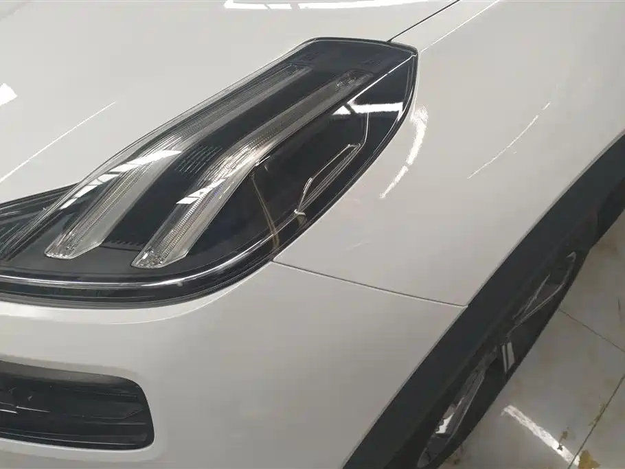 Lynk & Co 06 EM-P 2022 PHEV 84KM Range Pro фото 5