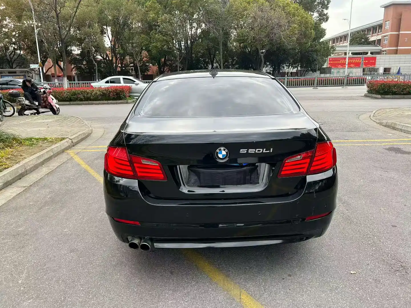 صورة 5 - BMW 5 Series