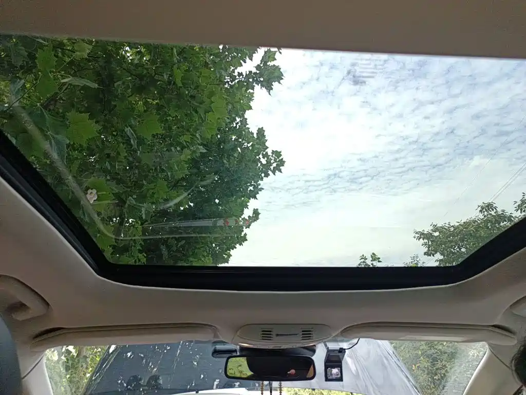 Фото 9 - Ford Edge