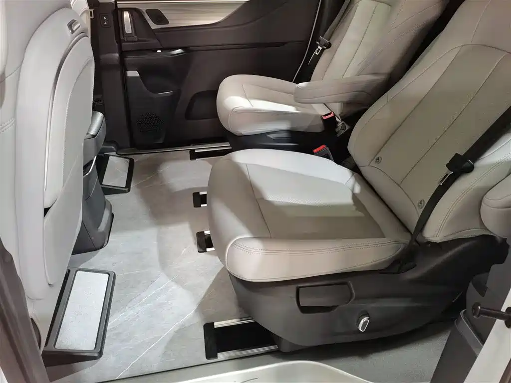 Buick GL8 2025 Model Landglory Smart Edition фото 21