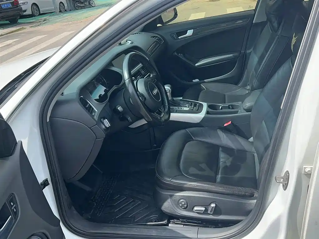 Audi A4L 2015 35 TFSI Auto Standard фото 12