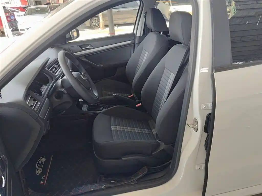 Volkswagen Lavida 2019 Lavida Start 1.5L Auto Trend (China VI) фото 11