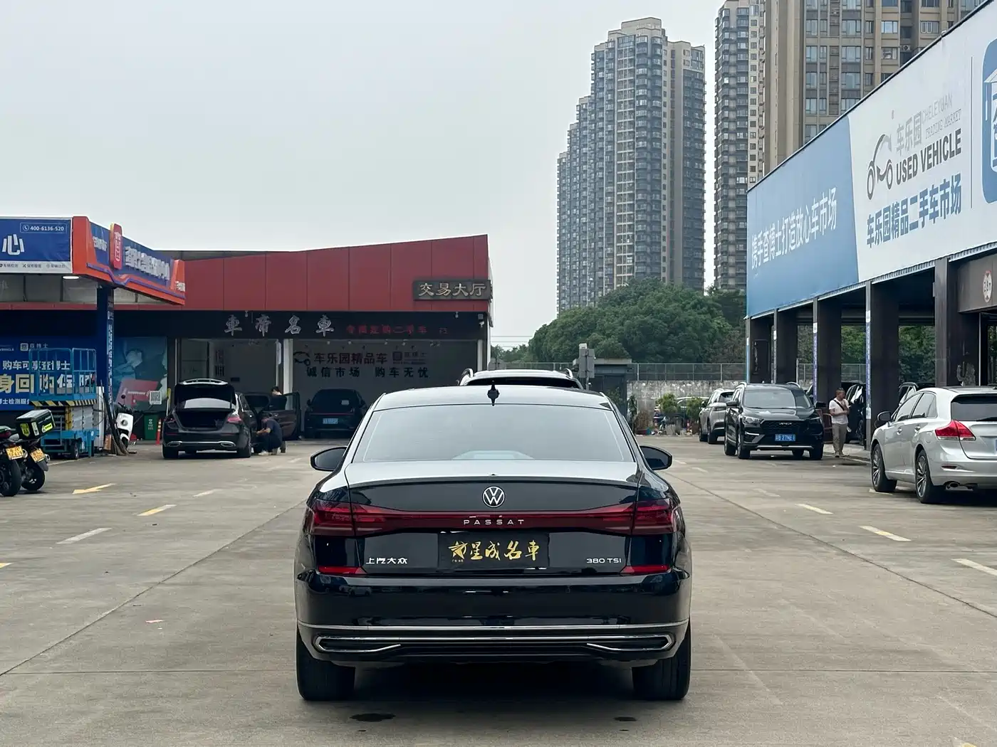 Volkswagen Passat 2025 Outstanding 380TSI Starlight Dragon Soaring Edition фото 16