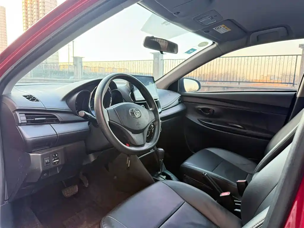 Toyota YARiS L Zhi Xuan 2020 1.5L CVT Luxury Edition фото 14