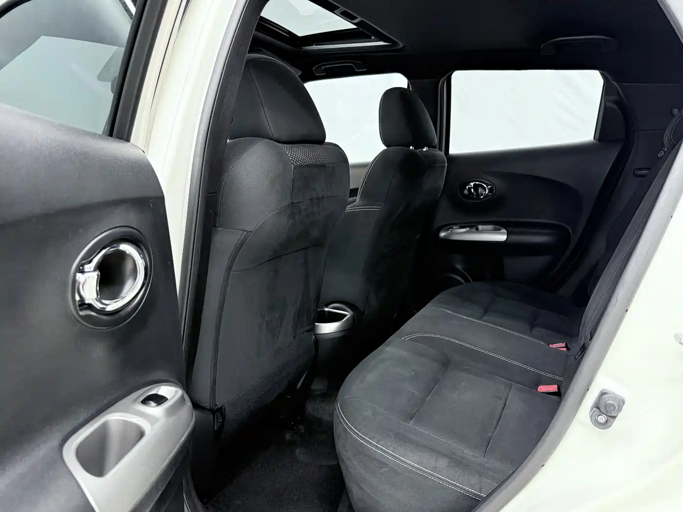 Infiniti ESQ 2018 2014 1.6L Free Edition