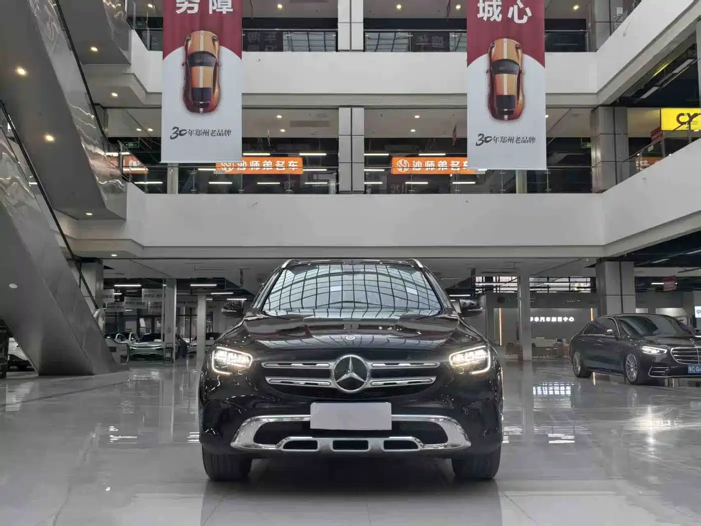 Mercedes-Benz GLC 2020 GLC 260 L 4MATIC Dynamic фото 2