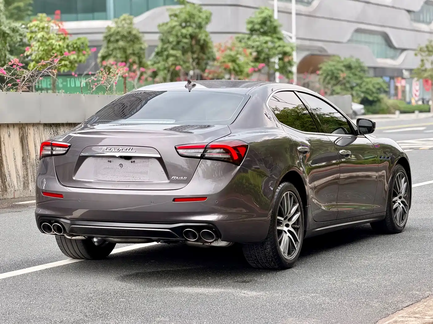 MASERATI GHIBLI