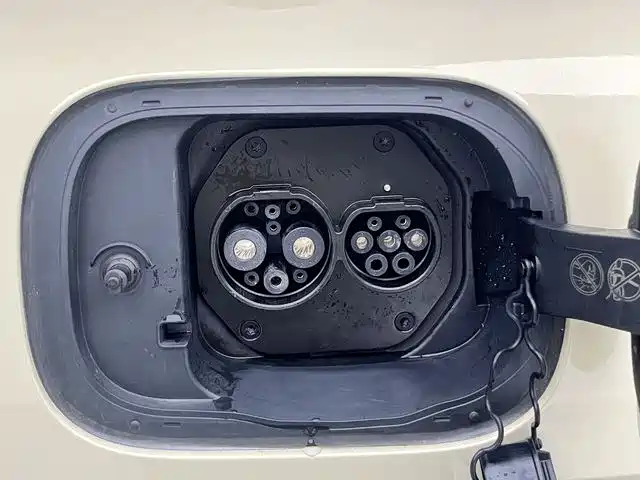Tank 300 New Energy 2025 Hi4-T фото 28