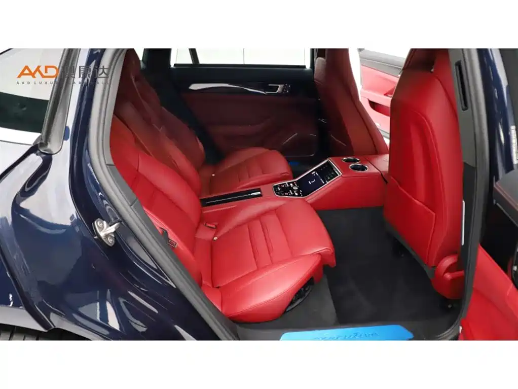 Porsche Panamera 2023 Panamera Executive Long Wheelbase Platinum Edition 2.9T фото 8