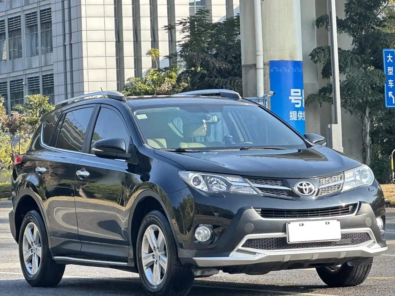 Toyota RAV4 Rongfang 2013 2.5L Auto 4WD Elite фото 3