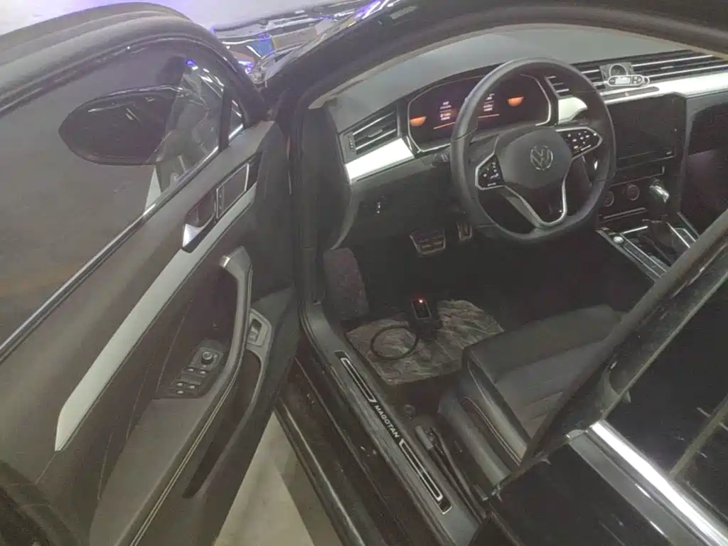 Volkswagen Magotan 2025 2025 Popular Edition 280TSI DSG Comfort