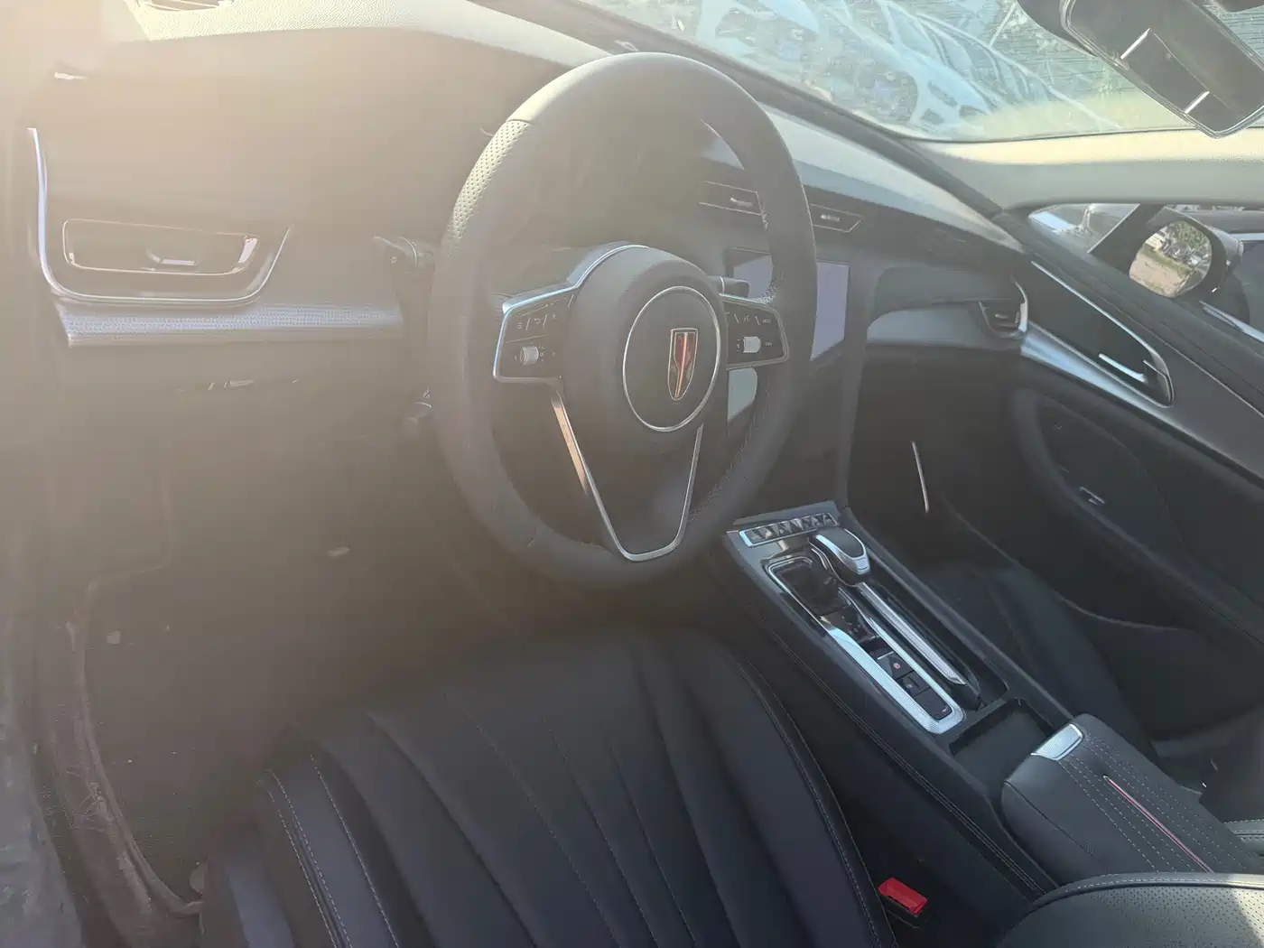 Hongqi H5 2023 1.5T DCT Smart Connect Joy Edition фото 5