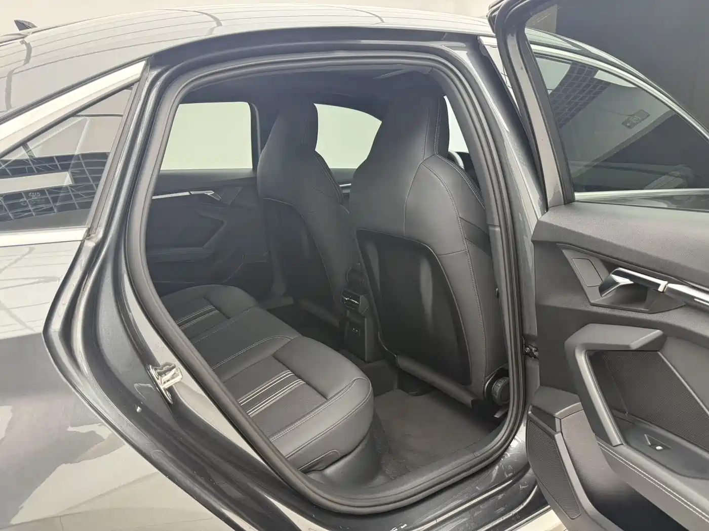 Audi A3 2023 Facelift A3L Limousine 35 TFSI Fashion Sport фото 18