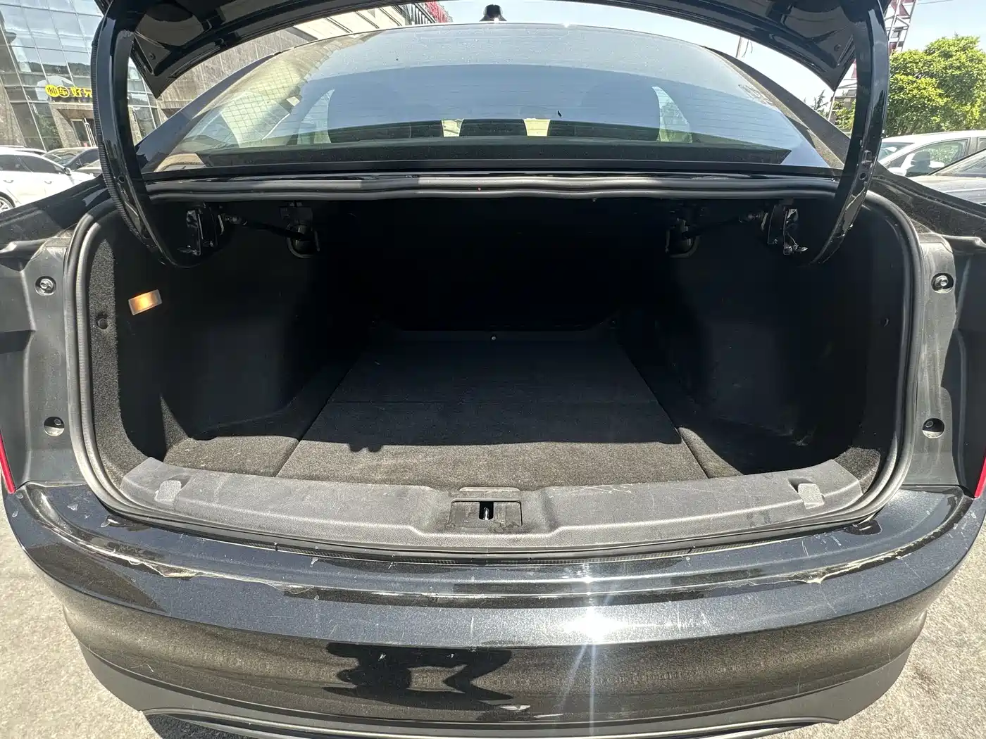 Hongqi E-QM5 2021 Ride-hailing Charging Basic Edition 5-seater фото 14