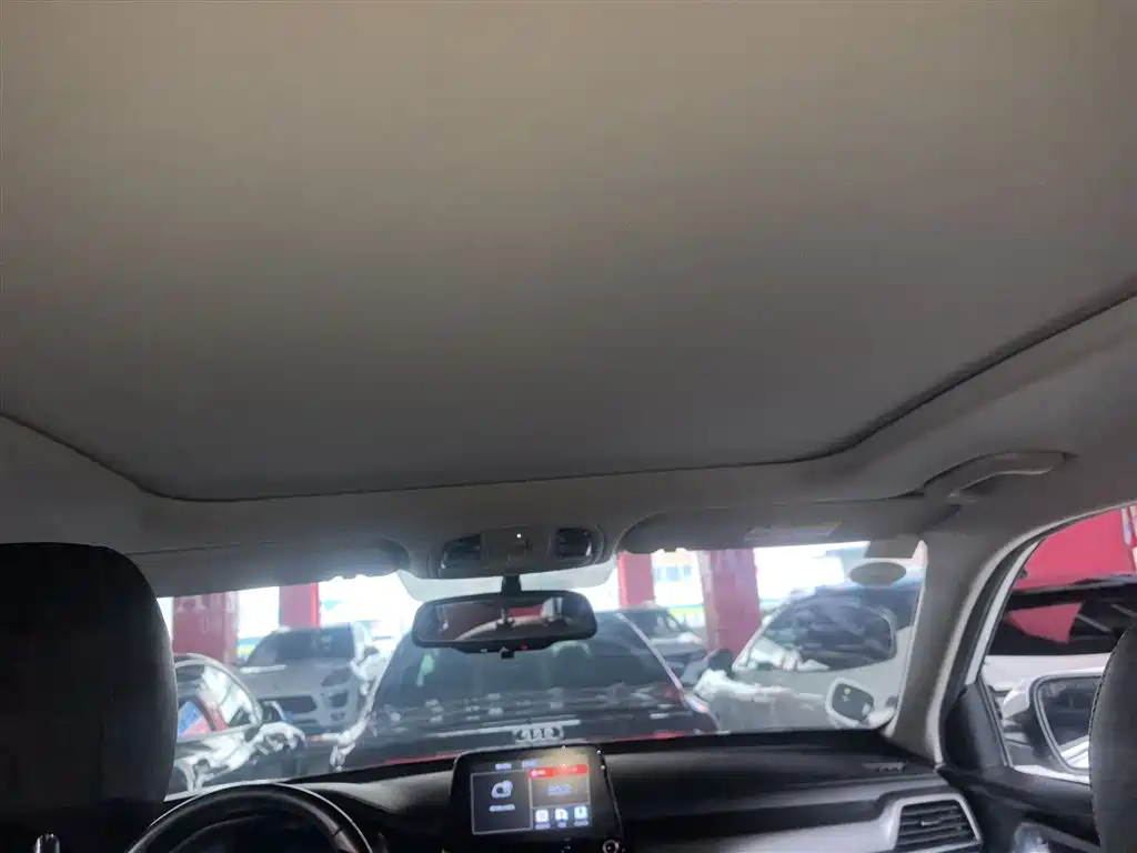 Kia Sportage 2019 2.0L Automatic Smart Luxury Edition фото 14