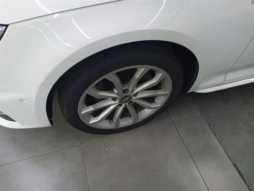 Audi A4L 2019 40 TFSI Fashion (China VI) фото 25