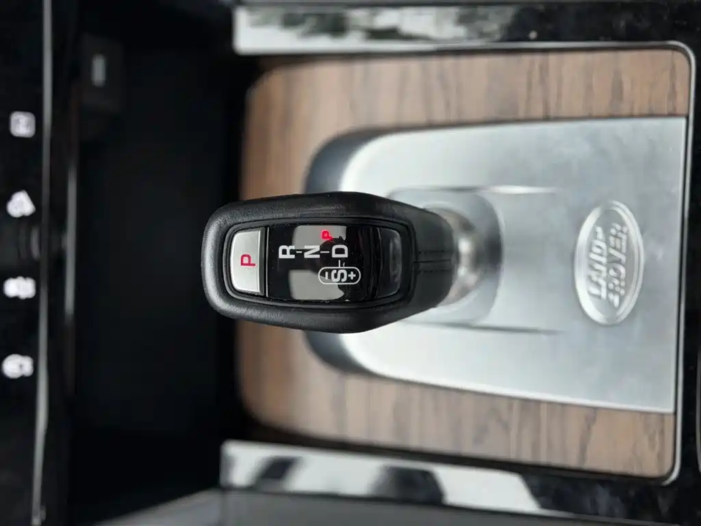 Land Rover Discovery Sport PHEV 2022 Model P300e Performance Technology Edition фото 23