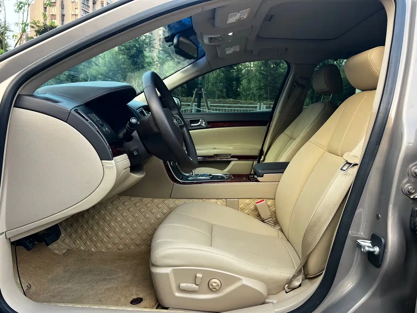 Cadillac SLS 2012 2.0T Comfort фото 10