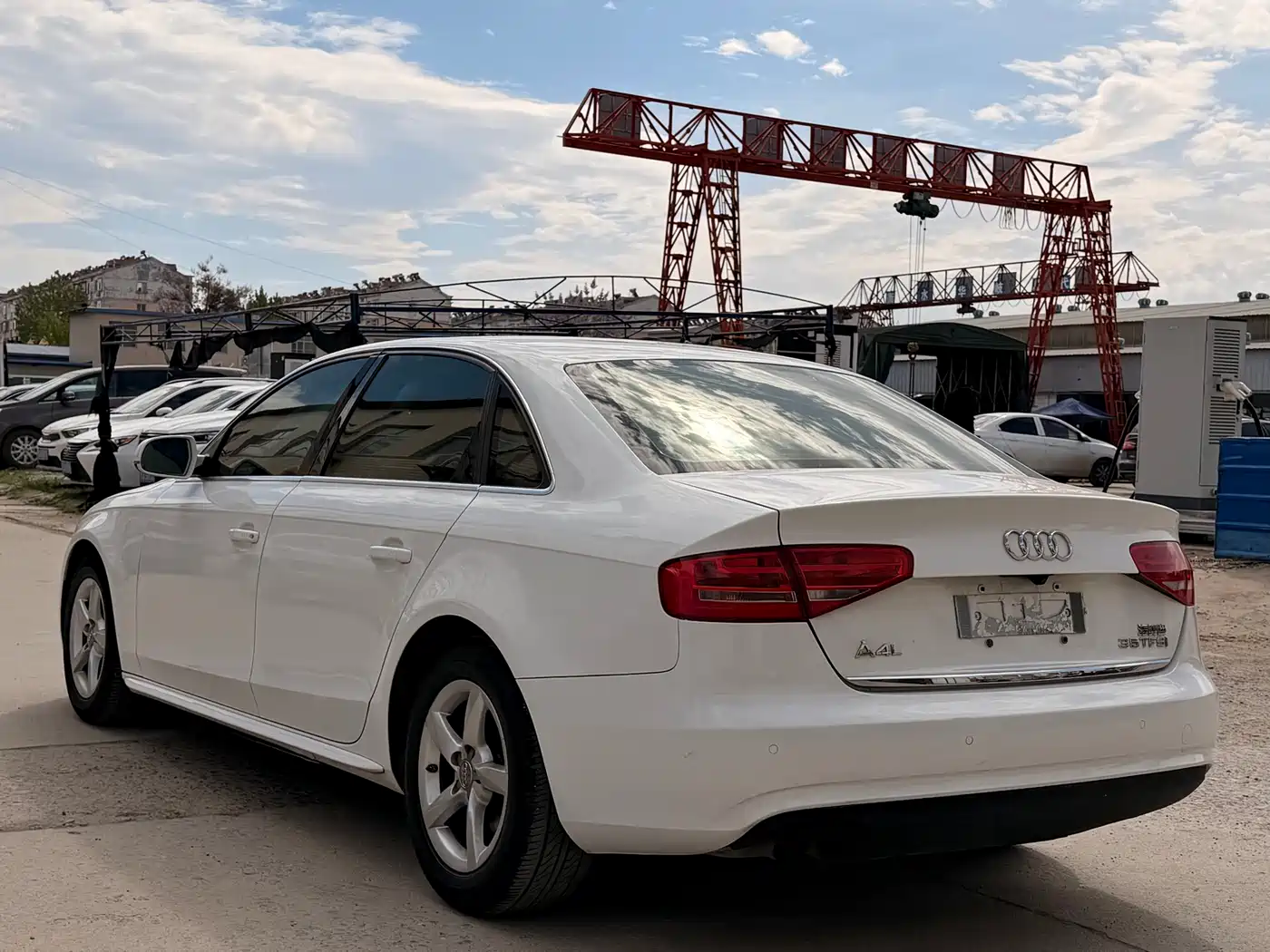 Audi A4L 2015 30 TFSI Auto Comfort фото 4
