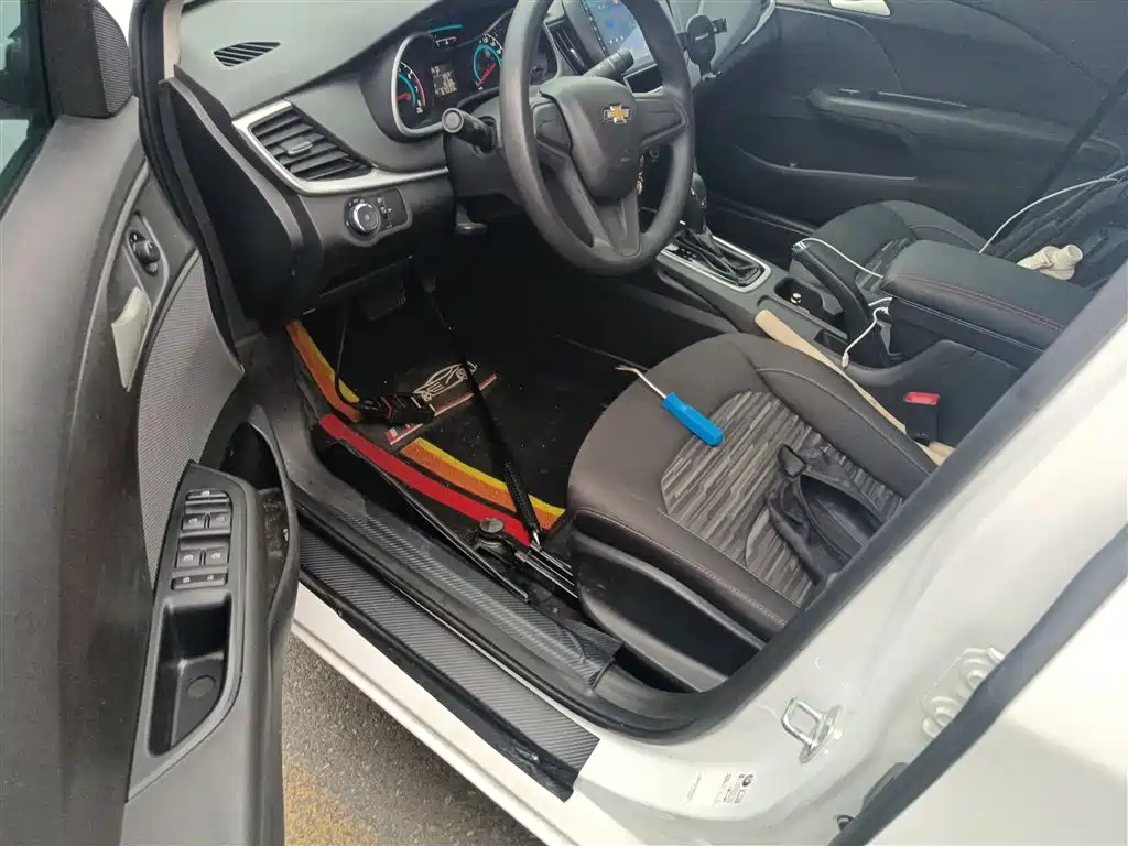 Chevrolet Cavalier 2016 1.5L Automatic Enjoyment Edition фото 16