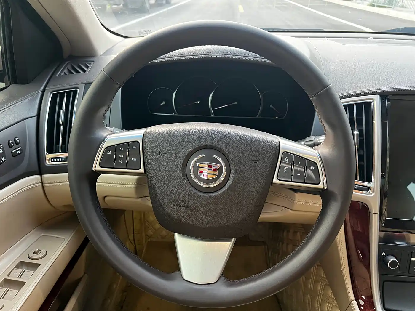 Cadillac SLS 2012 2.0T Comfort фото 17