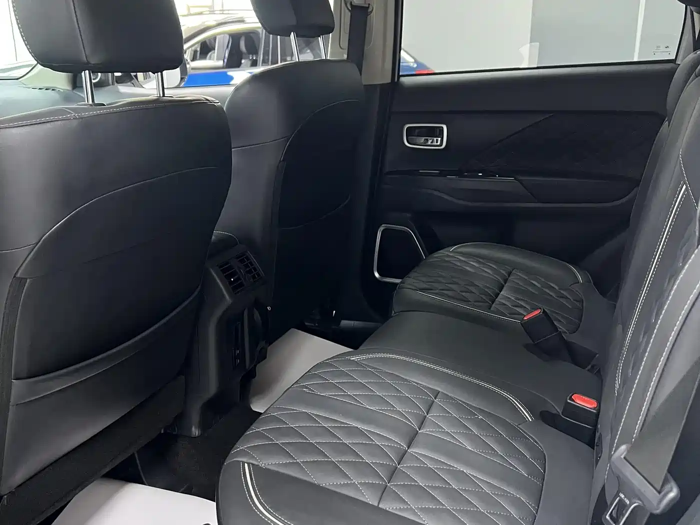 Mitsubishi Outlander 2021 2.0L FWD Comfort Edition 5-seater фото 20