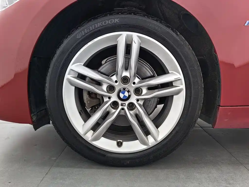 صورة 17 - BMW 1 Series