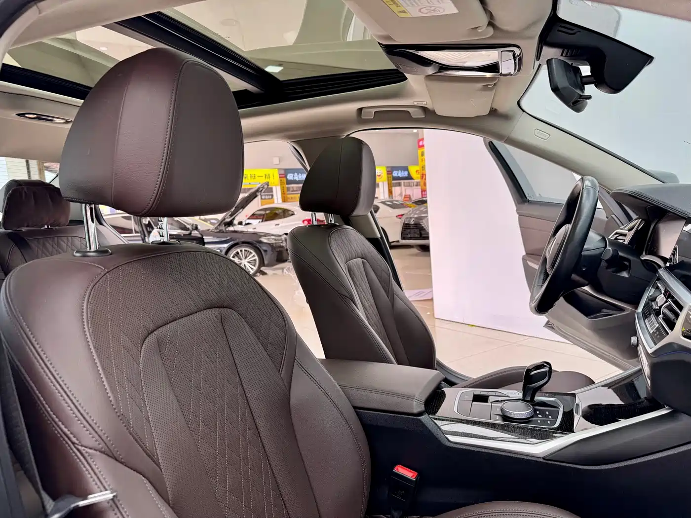 BMW 3 Series 2022 325Li M Sport Package фото 14
