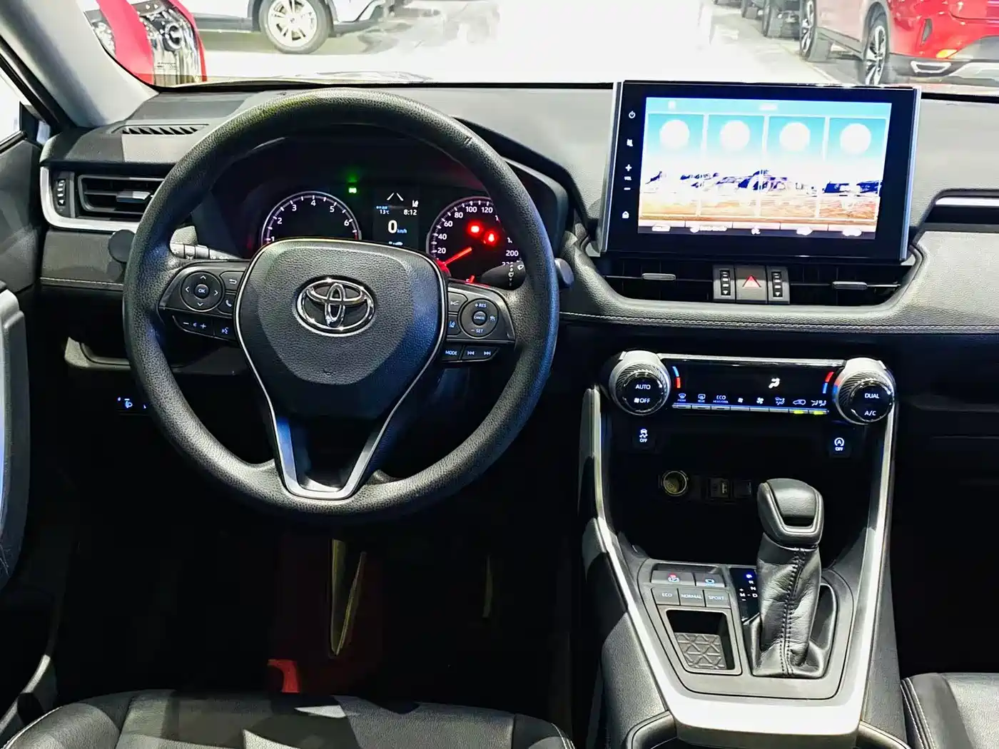 Toyota Wildlander 2021 2.0L CVT 2WD Luxury Edition фото 8
