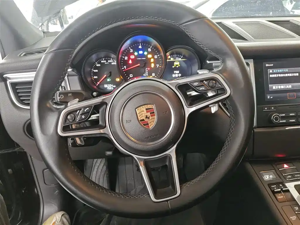 Porsche Macan 2017 Macan 2.0T фото 11