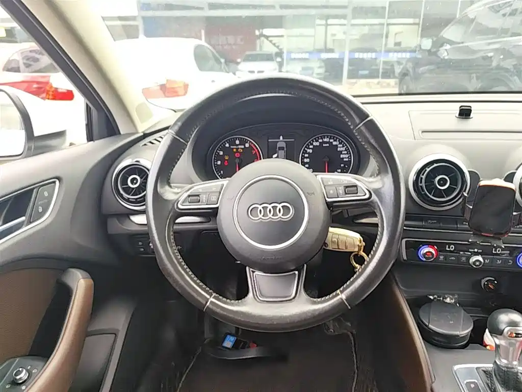 Audi A3 2016 Limousine 35 TFSI Style фото 11