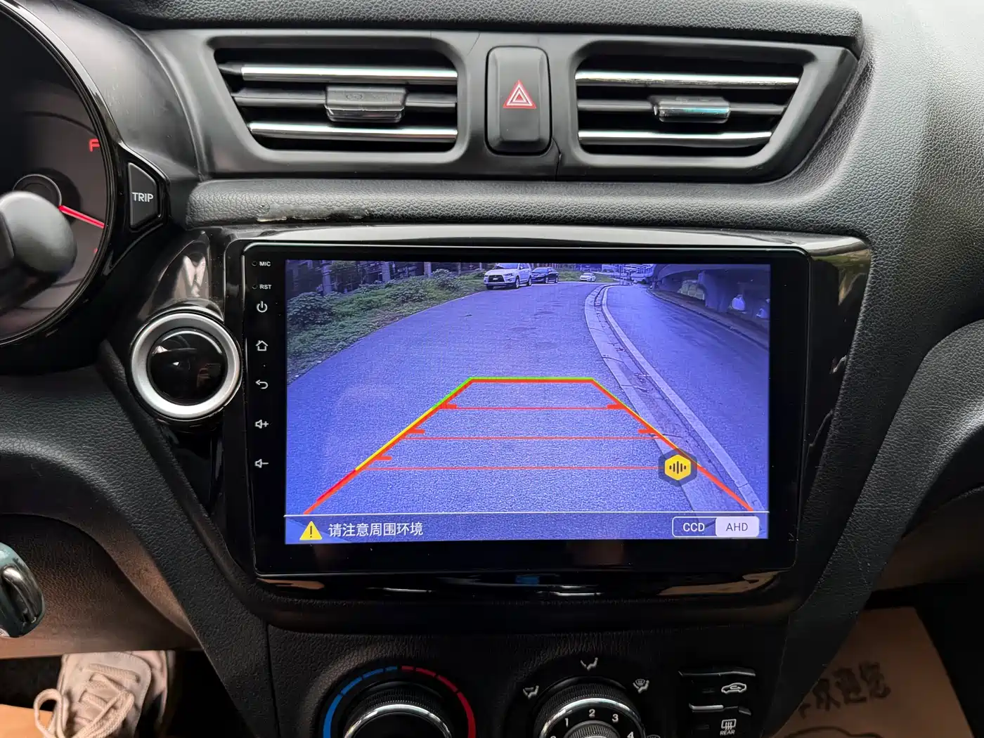 Kia K2 2012 Sedan 1.4L AT GLS Commemorative Edition фото 12