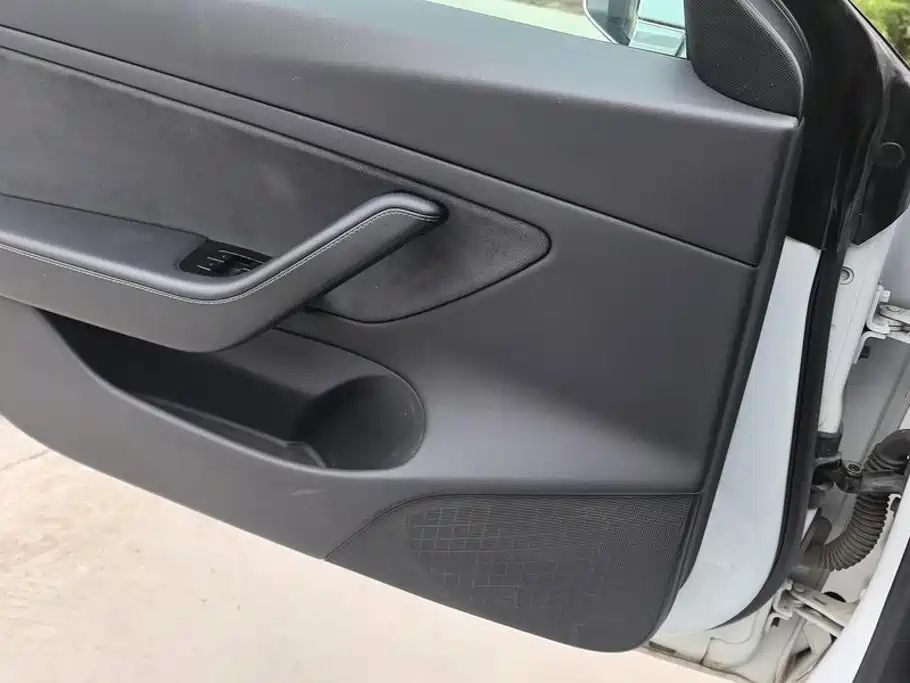 Tesla Model 3 (Import) 2020 2019 Long Range All-Wheel Drive Edition