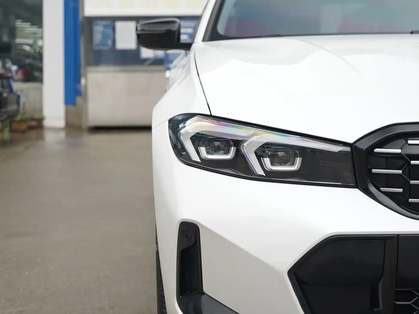 BMW 3 Series 2024 325Li M Sport Shadowline Package фото 11